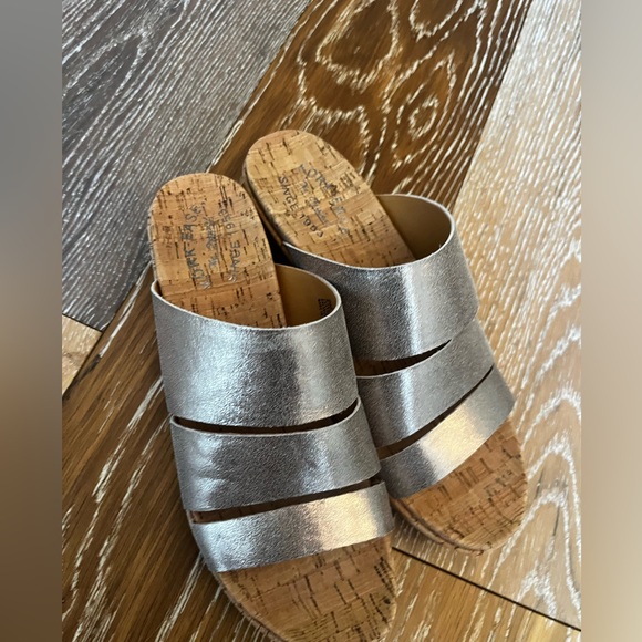 Kork-Ease | Menzie Banded Slide Wedge Sandals | Soft Gold | 9 - Picture 14 of 14